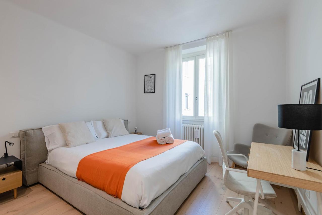 Easylife: Modern Near Porta Venezia And Indro Montanelli Park Milan